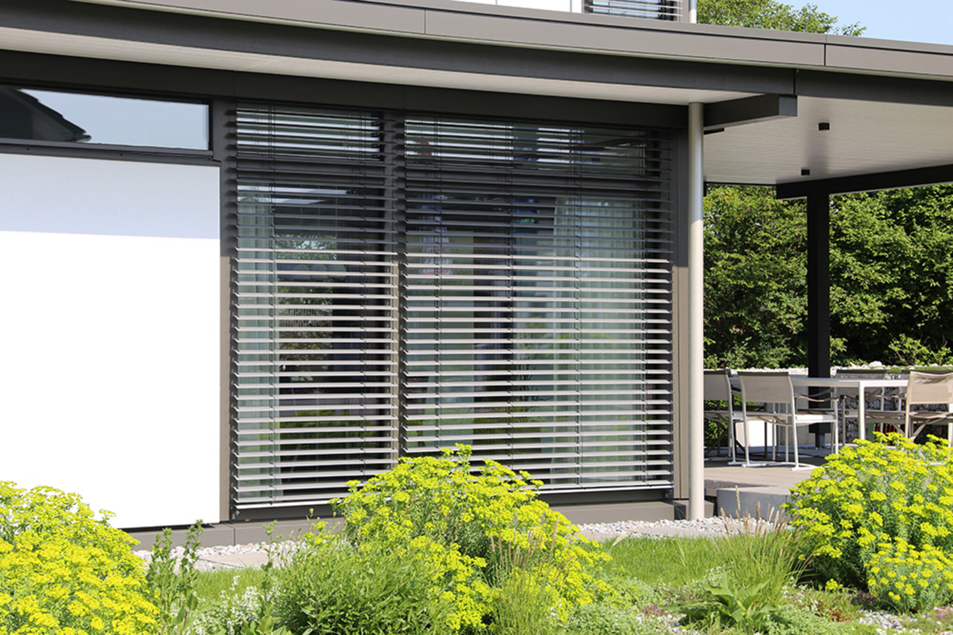 Rollladen­steuerung bei Elektro Dietz GmbH in Weilerbach