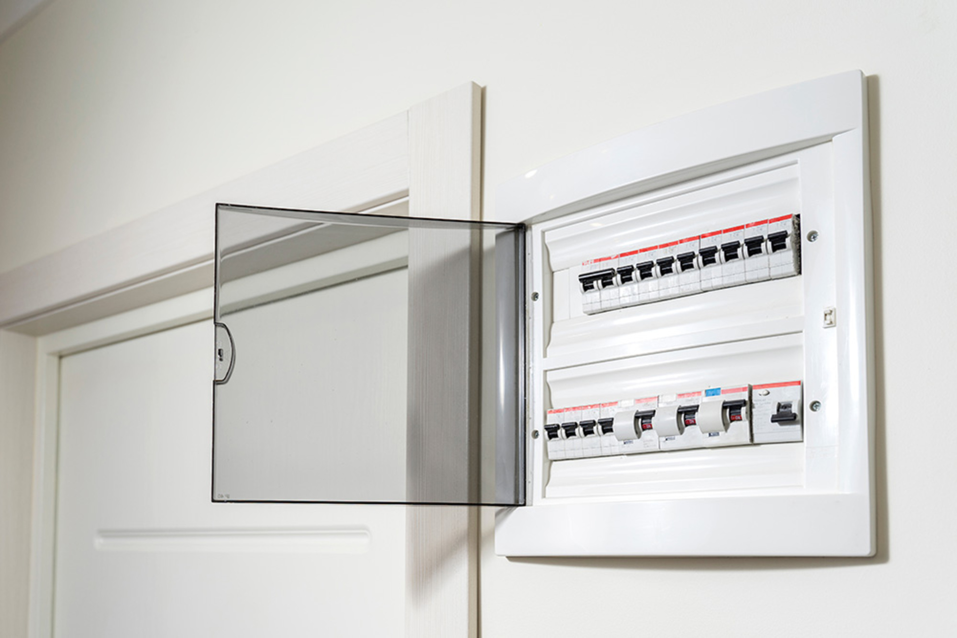 Über­spannungs­schutz bei Elektro Dietz GmbH in Weilerbach