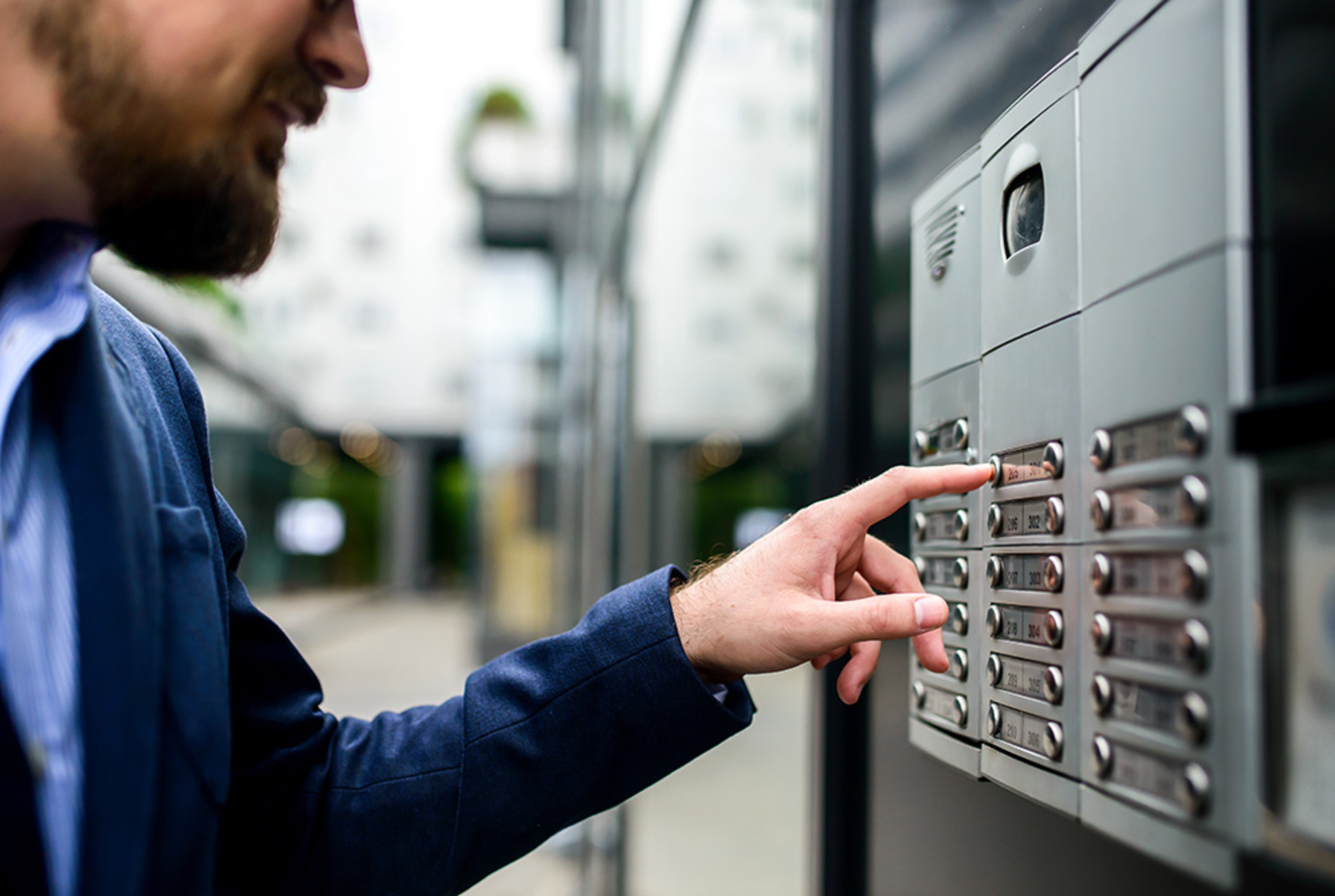 Sprech­anlagen bei Elektro Dietz GmbH in Weilerbach